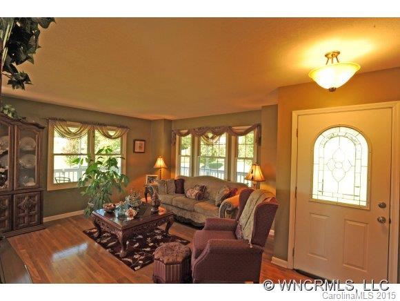 8 Golden Lane - Photo 4