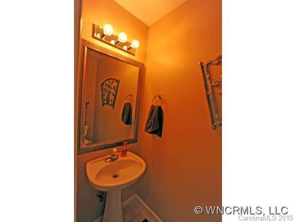8 Golden Lane - Photo 9