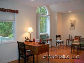 310 East High Point Lane - Photo 12