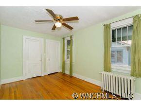 1 Lakeshore Dr - Photo 16