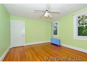1 Lakeshore Dr - Photo 17