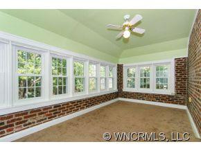1 Lakeshore Dr - Photo 18
