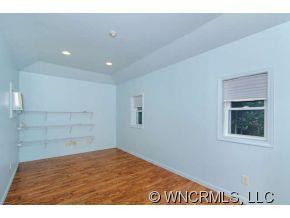 1 Lakeshore Dr - Photo 21