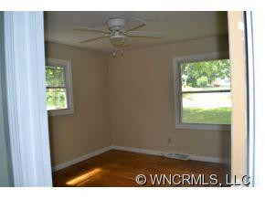 15 Morgan Boulevard - Photo 4