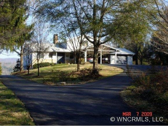 210 Warren Lane