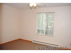 1004 W Gilbert Street - Photo 11