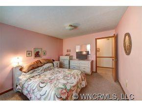 206 Vincent Place - Photo 17