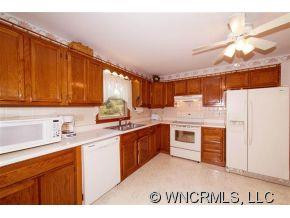 206 Vincent Place - Photo 9