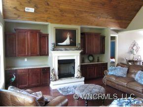 284 Green Meadows - Photo 8