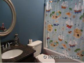 284 Green Meadows - Photo 10