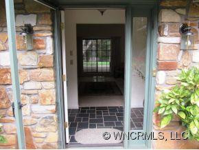 240 Country Club Circle - Photo 3