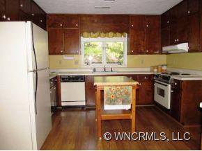 240 Country Club Circle - Photo 5