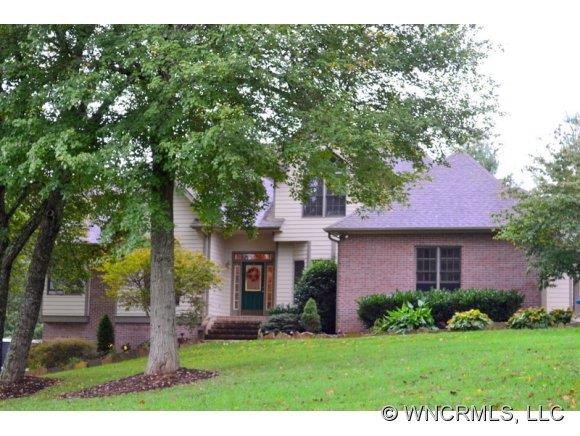 9 Knoll Dr