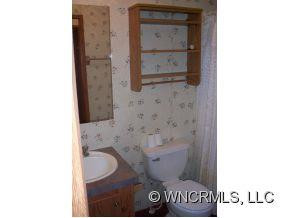 11 Why Worry - Photo 13