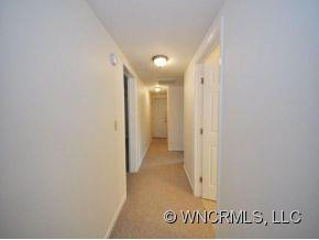 20 MIAMI CIRCLE - Photo 11