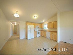 20 MIAMI CIRCLE - Photo 4