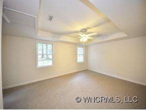 20 MIAMI CIRCLE - Photo 6