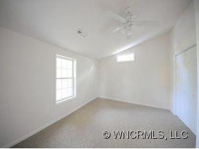 20 MIAMI CIRCLE - Photo 8