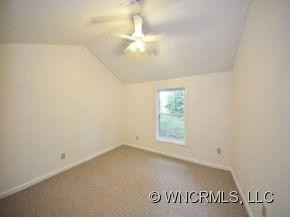 20 MIAMI CIRCLE - Photo 10