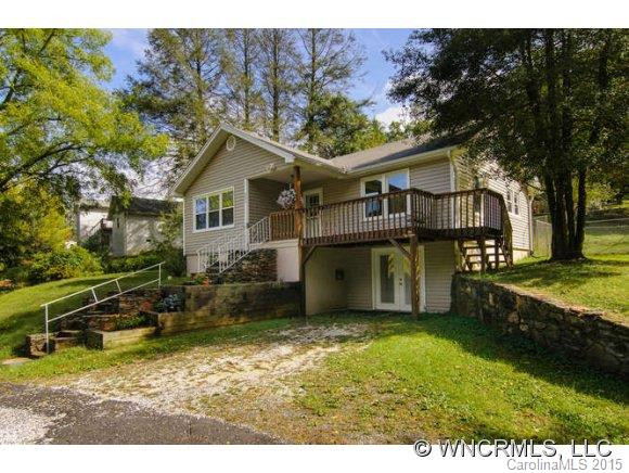 255 Edgewood Road South - Photo 2