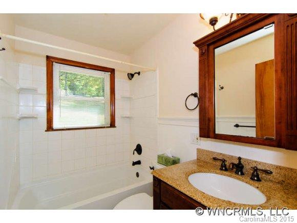255 Edgewood Road South - Photo 13