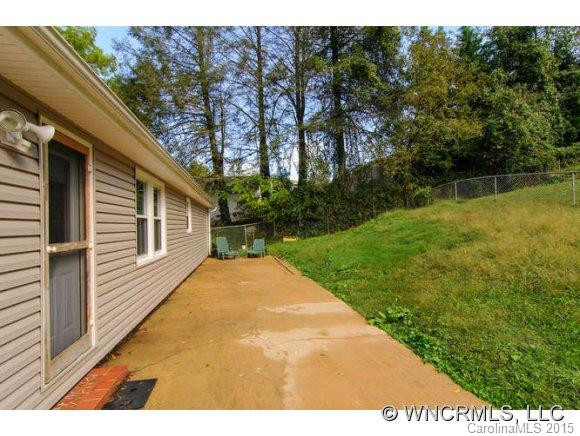 255 Edgewood Road South - Photo 17