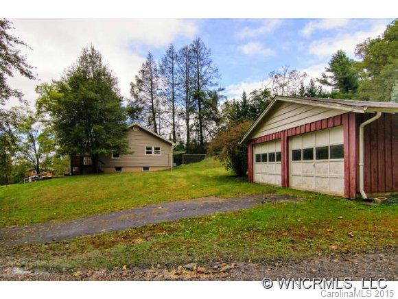 255 Edgewood Road South - Photo 3