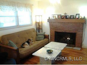 222 Shenandoah - Photo 4