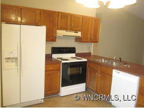 45 Hickory - Photo 8
