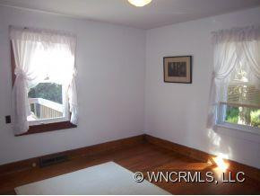 845 Shumont Road - Photo 12