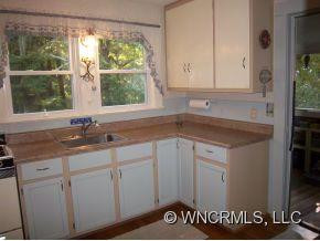 845 Shumont Road - Photo 15