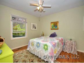 109 FOREST DRIVE - Photo 10