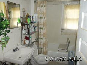 323 Emma Road - Photo 12