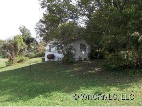 323 Emma Road - Photo 3