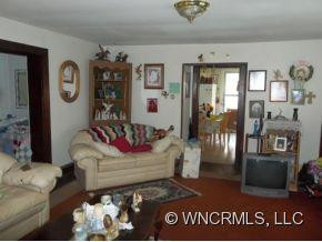 323 Emma Road - Photo 7
