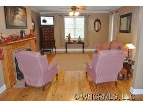 48 Sherry Lane - Photo 3