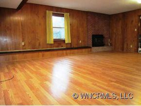118 PINE TREE DRIVE - Photo 5