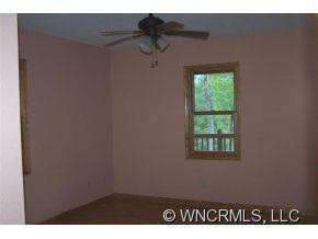 228 Barefoot Cove - Photo 10