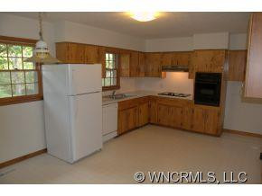 816 GLENN BRIDGE ROAD - Photo 2