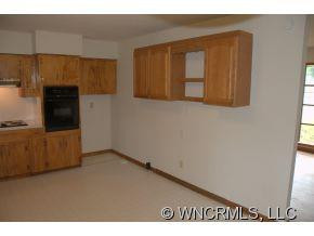 816 GLENN BRIDGE ROAD - Photo 3