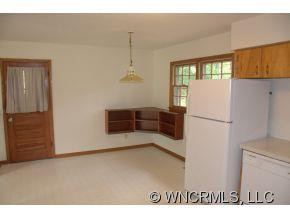 816 GLENN BRIDGE ROAD - Photo 4