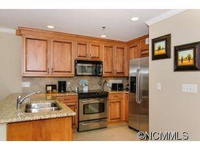 326 Bowling Park Road - Photo 6