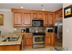 326 Bowling Park Road - Photo 8