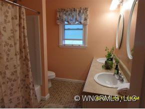 115 Applewood Drive - Photo 12