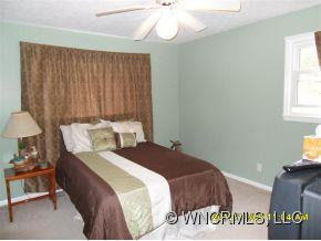 115 Applewood Drive - Photo 9