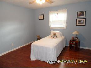 115 Applewood Drive - Photo 10