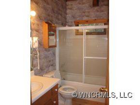  - Photo 11