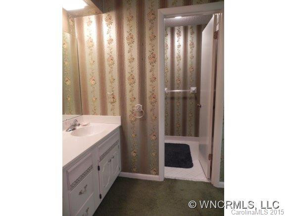 408 Crowfields Drive - Photo 11