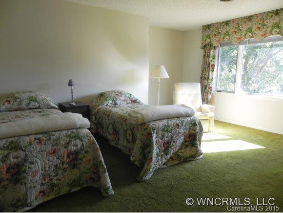 408 Crowfields Drive - Photo 8