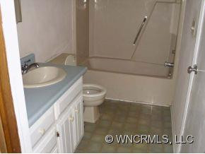 321 Hatley Street - Photo 5